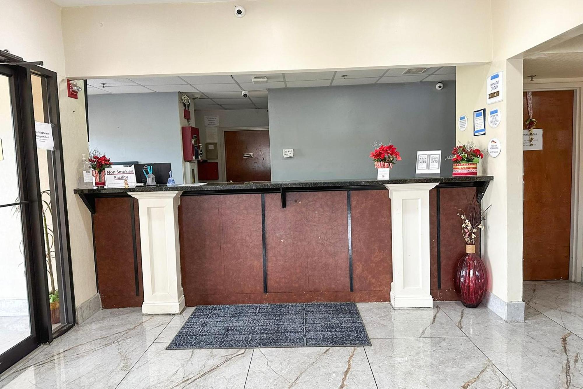 Oyo Hotel Rome West Ga Екстериор снимка