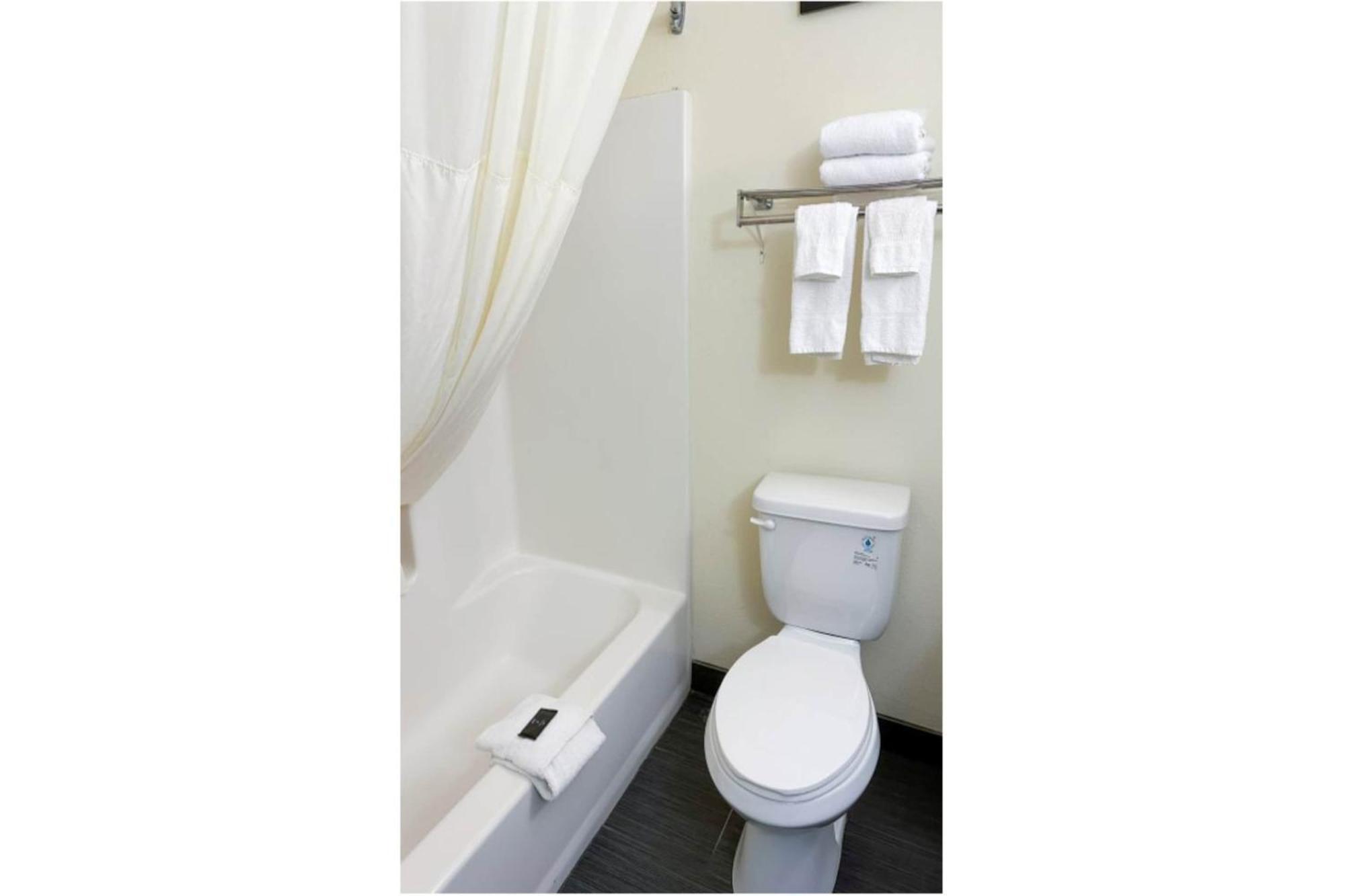 Oyo Hotel Rome West Ga Екстериор снимка