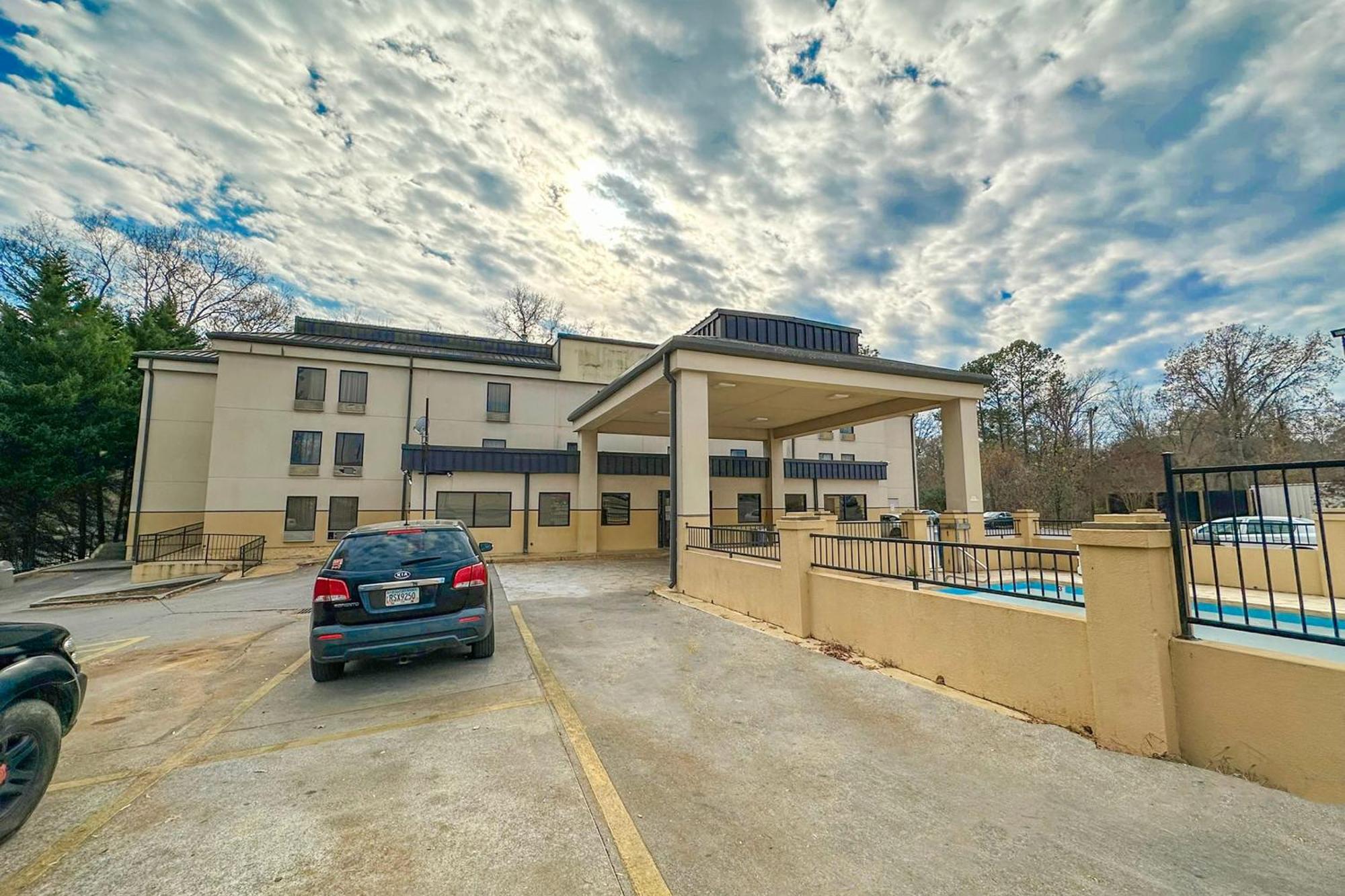 Oyo Hotel Rome West Ga Екстериор снимка
