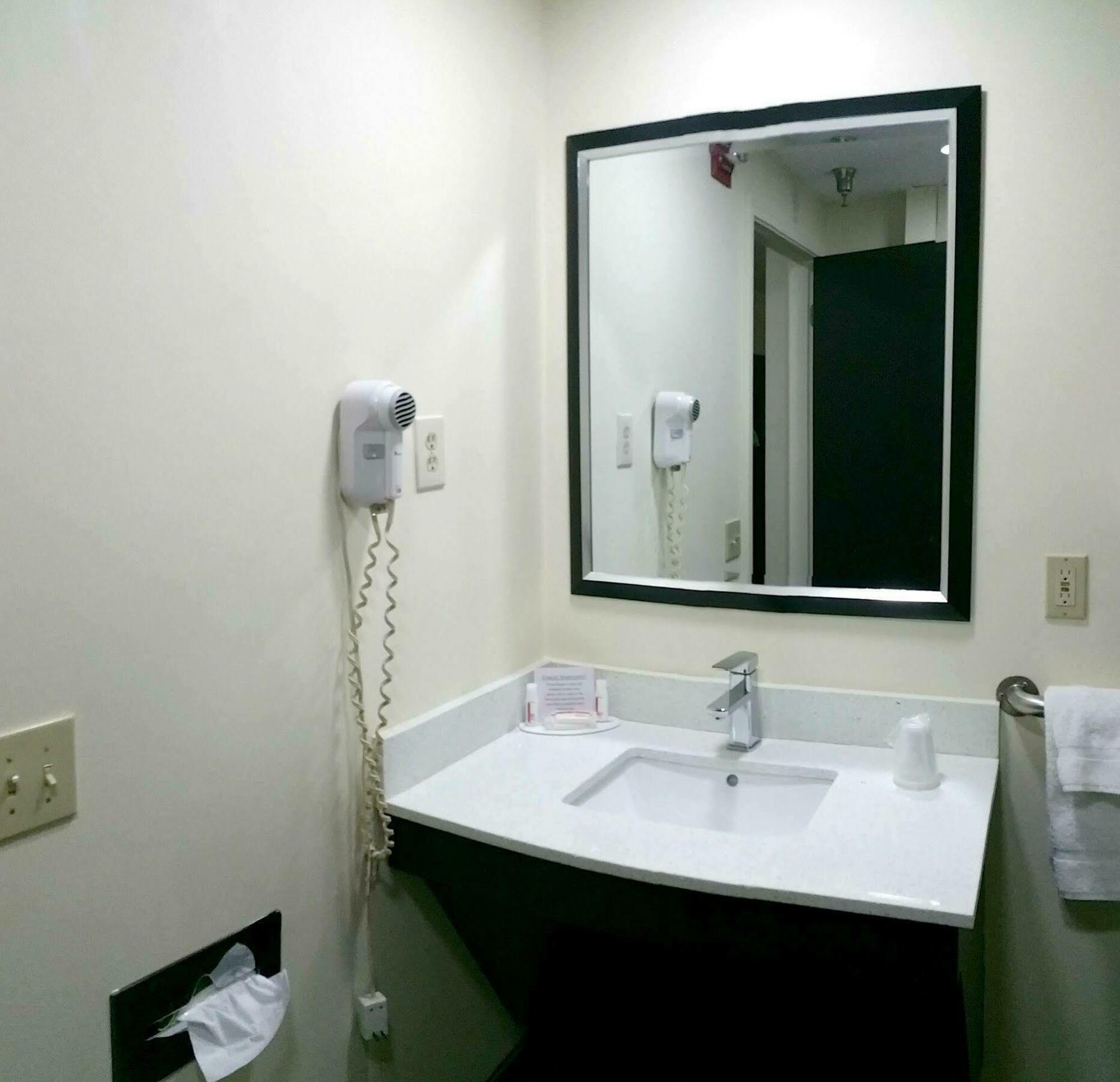 Oyo Hotel Rome West Ga Екстериор снимка